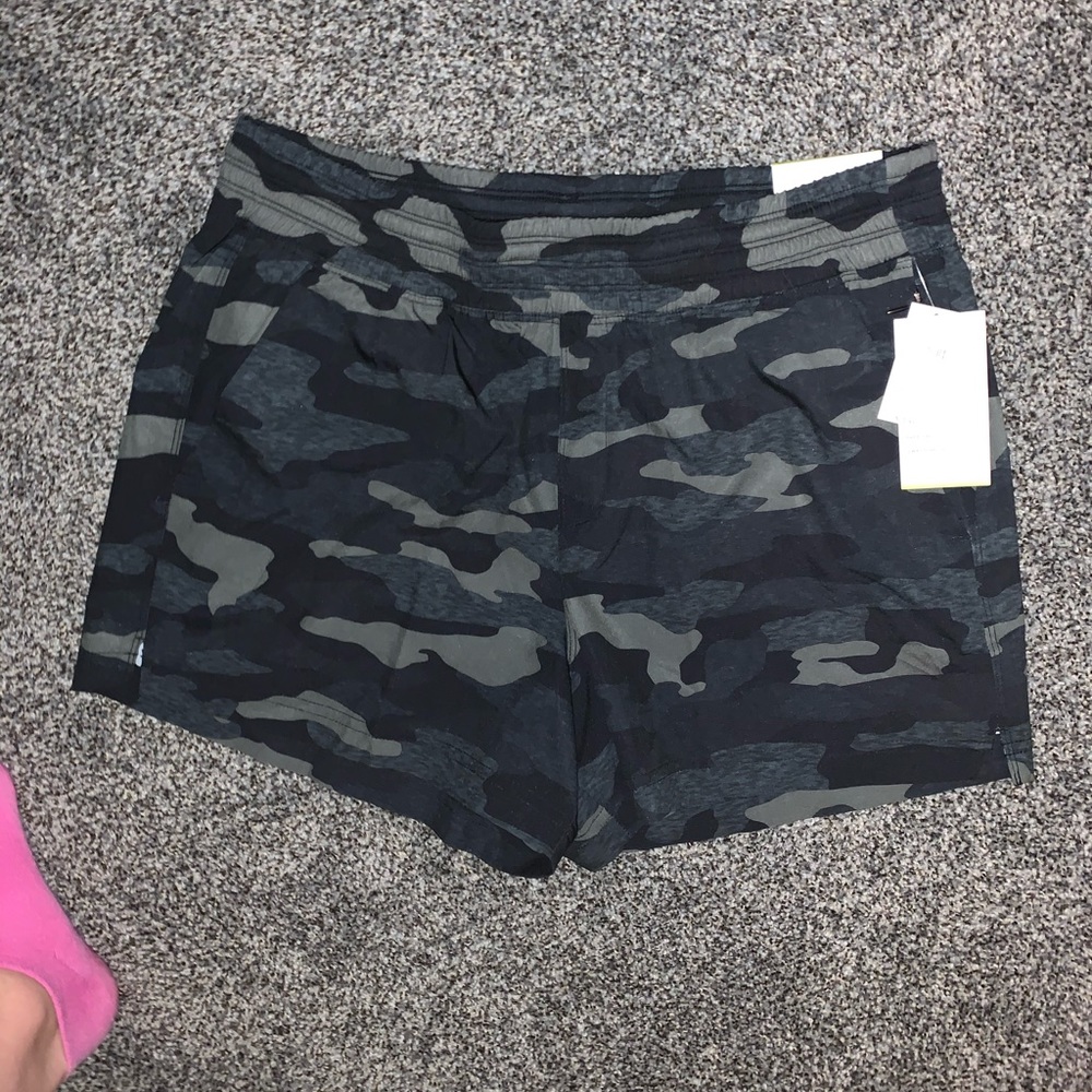 old navy athletic shorts